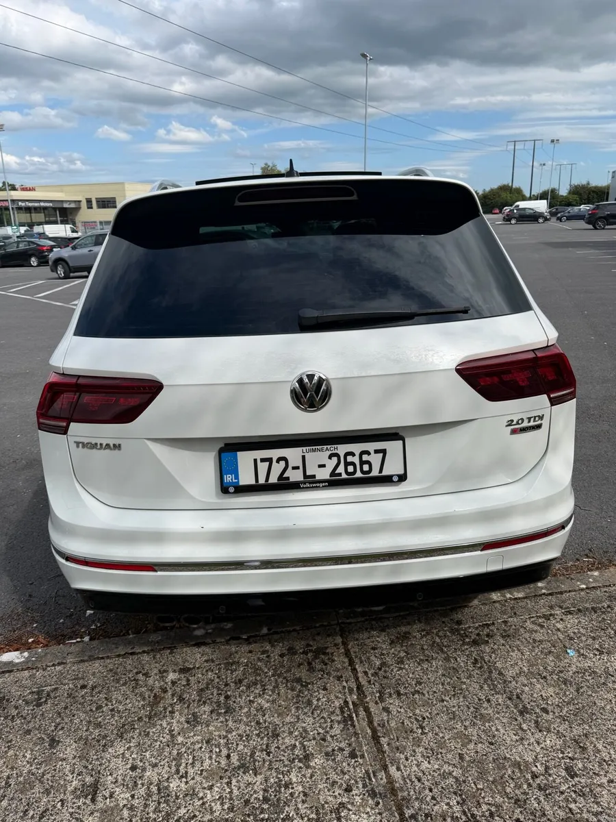 Volkswagen Tiguan - Image 5