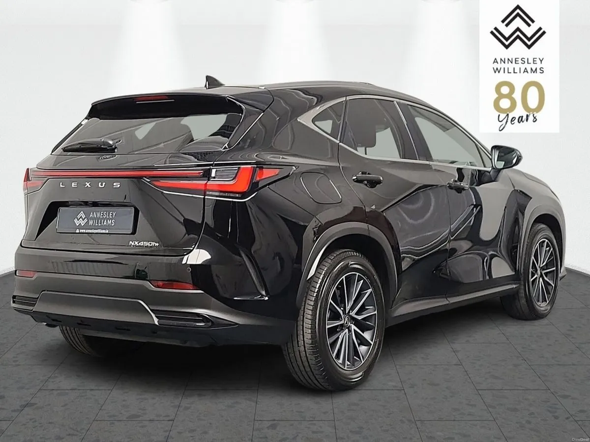 Lexus NX Nx450H+ Premium PHEV 18.1 kWh 4WD - Image 6