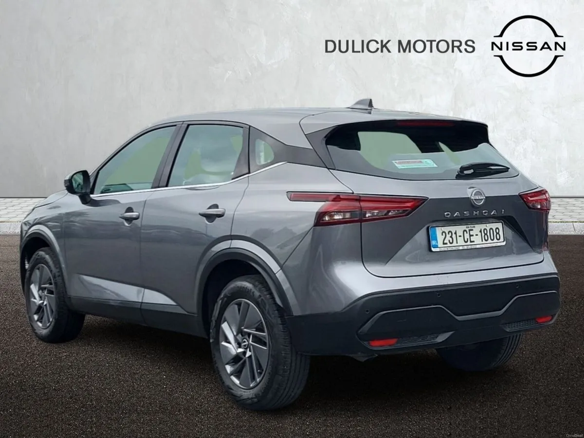 Nissan Qashqai 1.3 PET MILD HYBRID SV - Image 2
