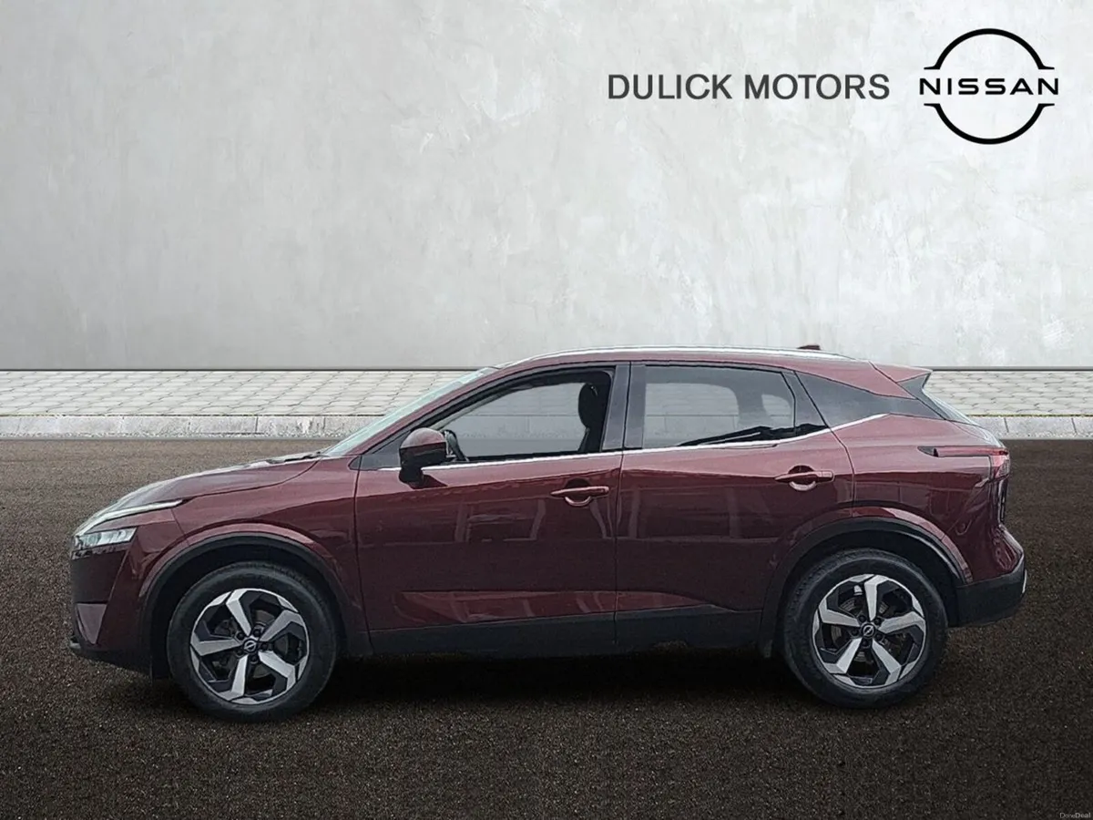 Nissan Qashqai 1.3 PET MILD HYBRID SV PREMIUM - Image 5