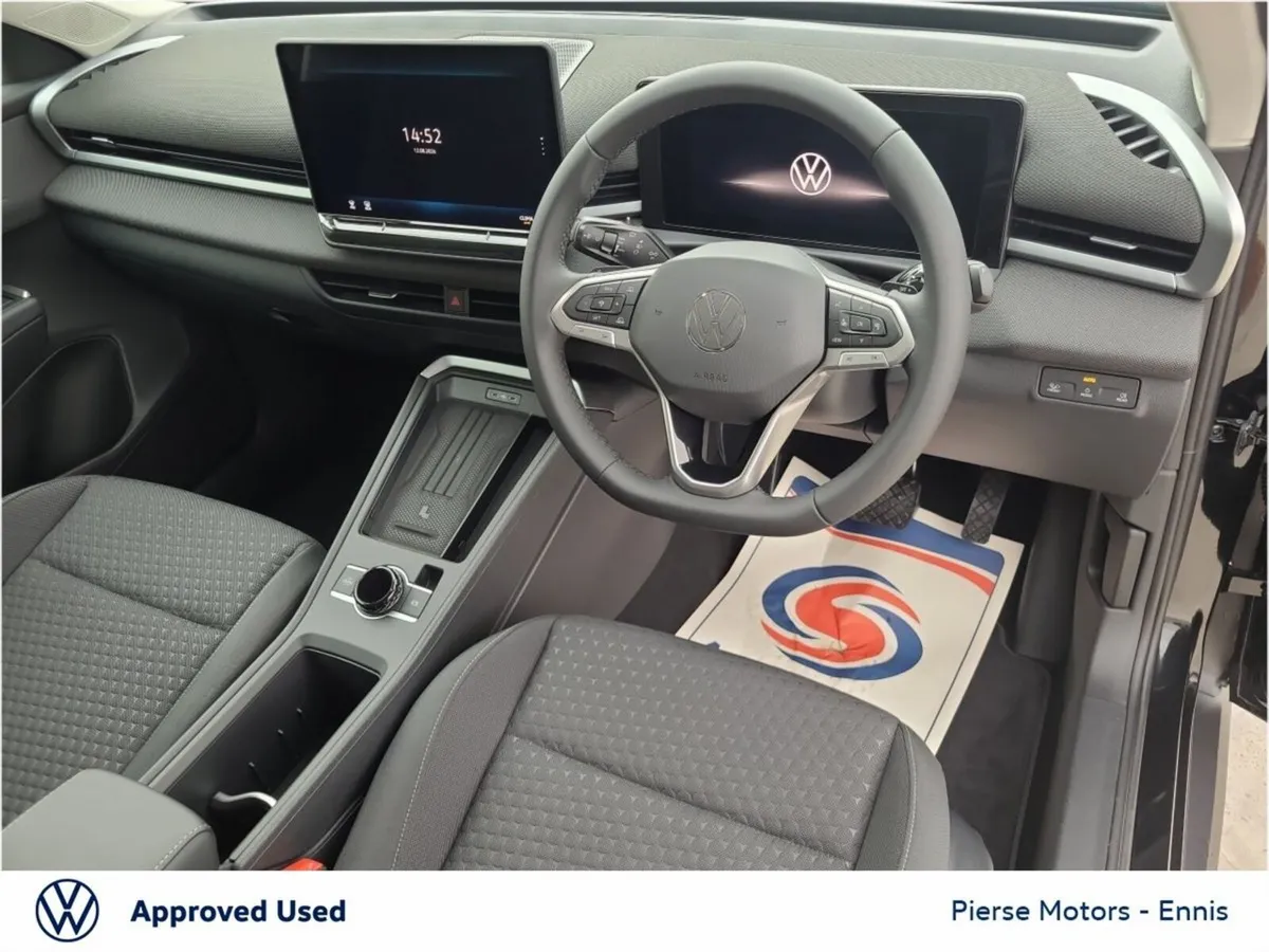 Volkswagen T-Roc LIFE 1.5TSI 116HP MHEV - Image 2