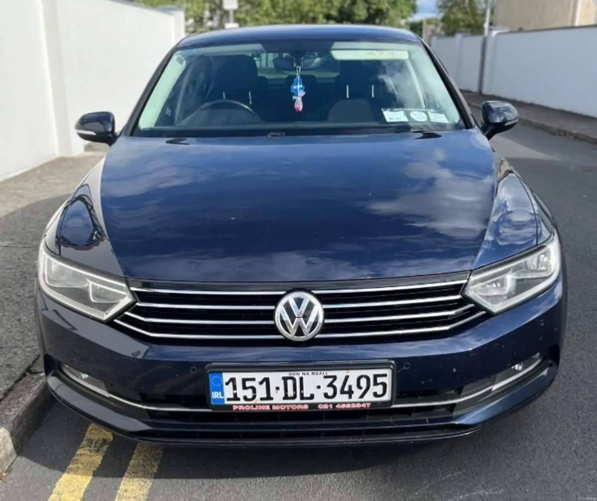 Volkswagen Passat 2015  2.0 SE Business BlueMotion - Image 1