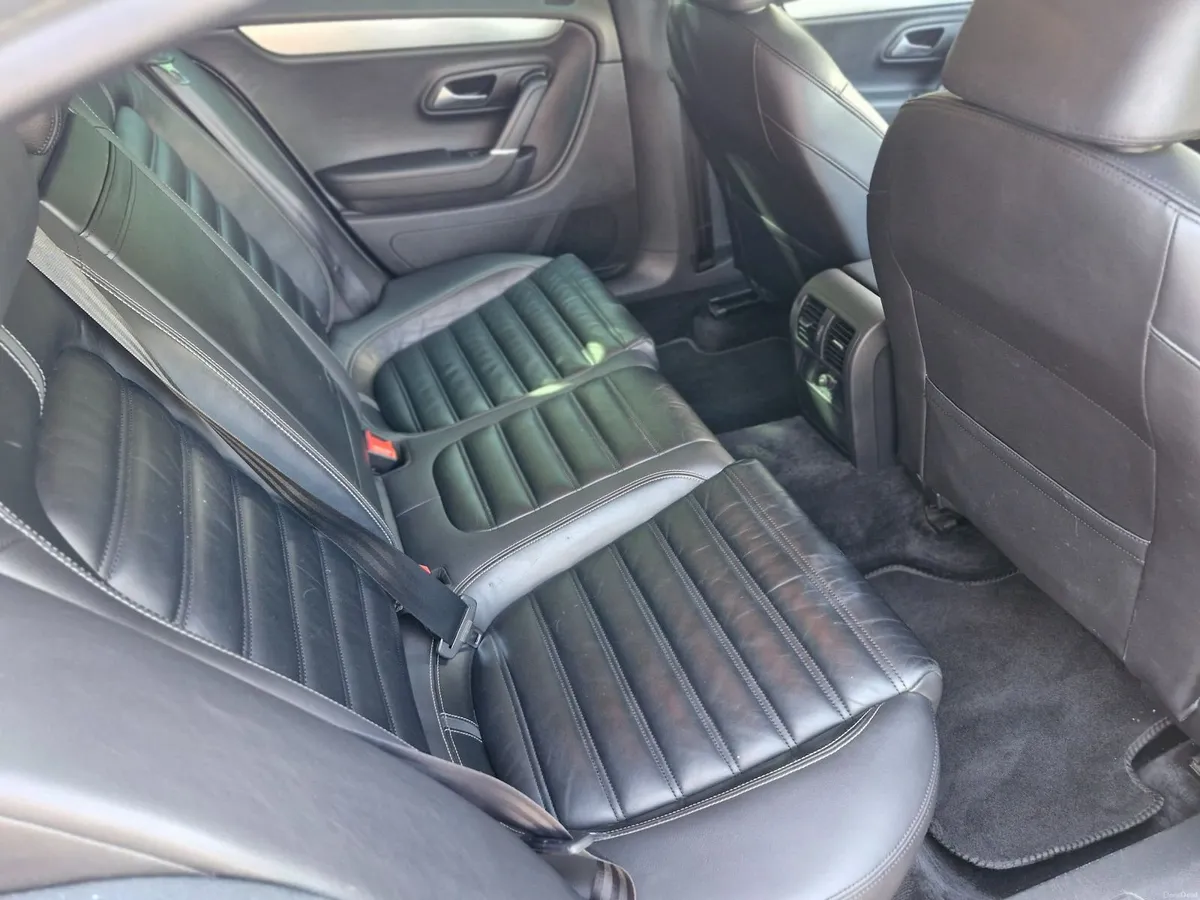 Volkswagen Passat CC - Image 3