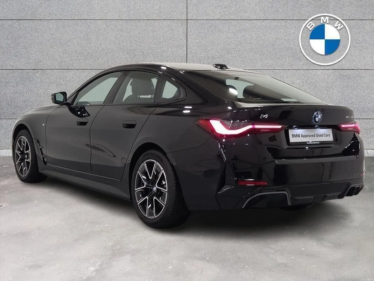 BMW i4 eDrive35 M Sport - Image 2