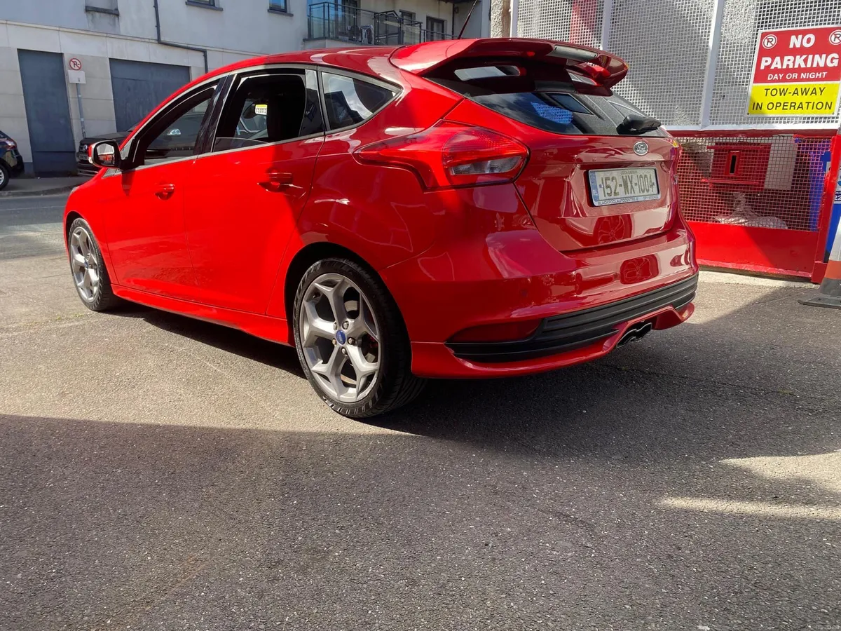 Ford Focus 2015 - Image 3