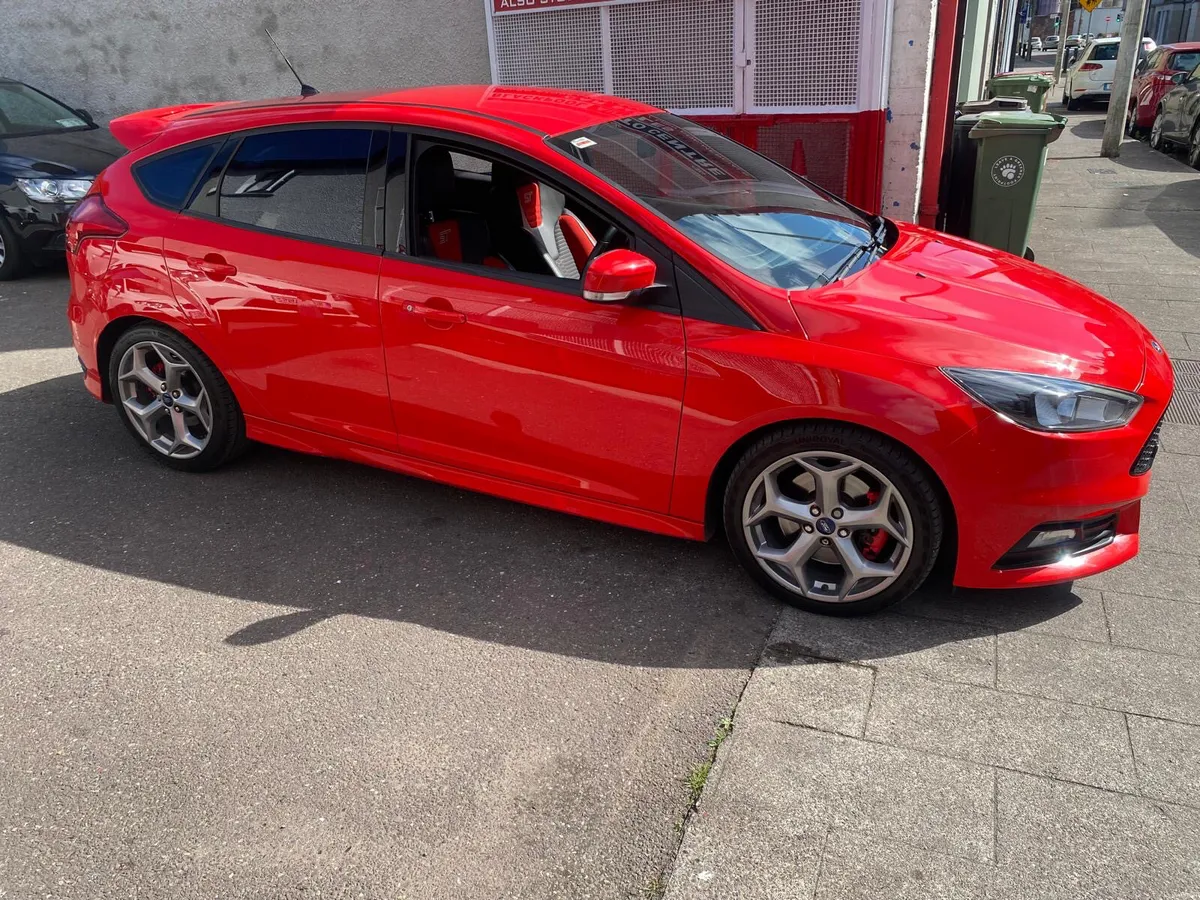 Ford Focus 2015 - Image 6