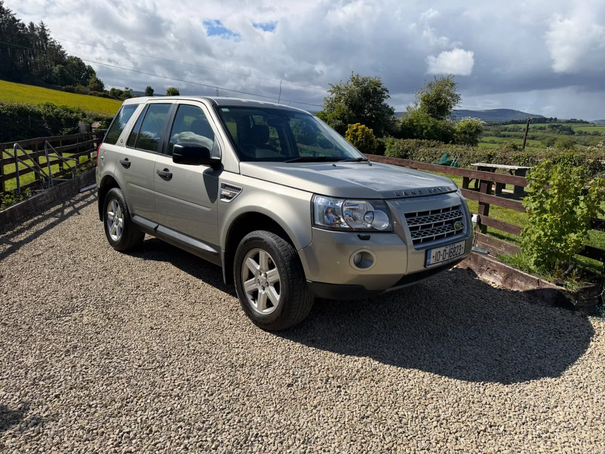 Land Rover Freelander 2010 2.2 TD - Image 1