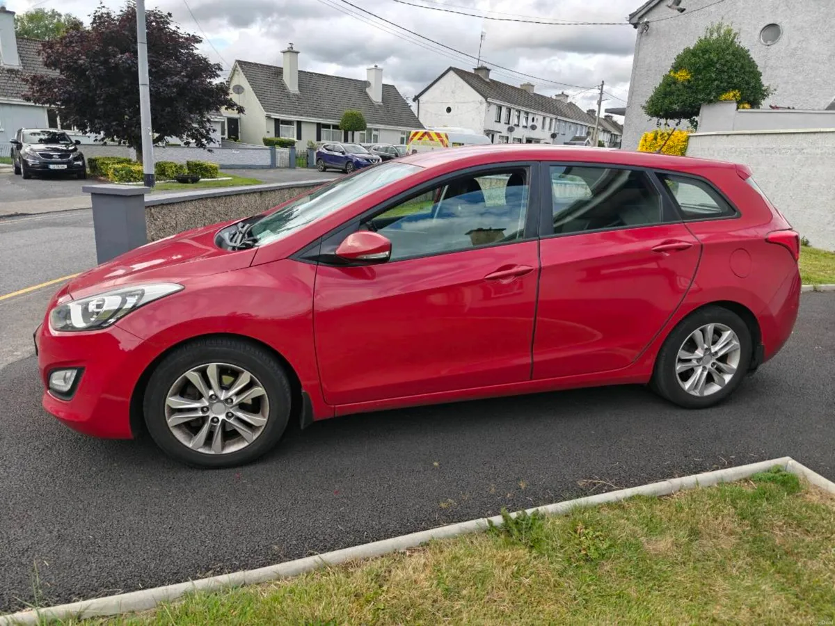 Hyundai i30 - Image 1