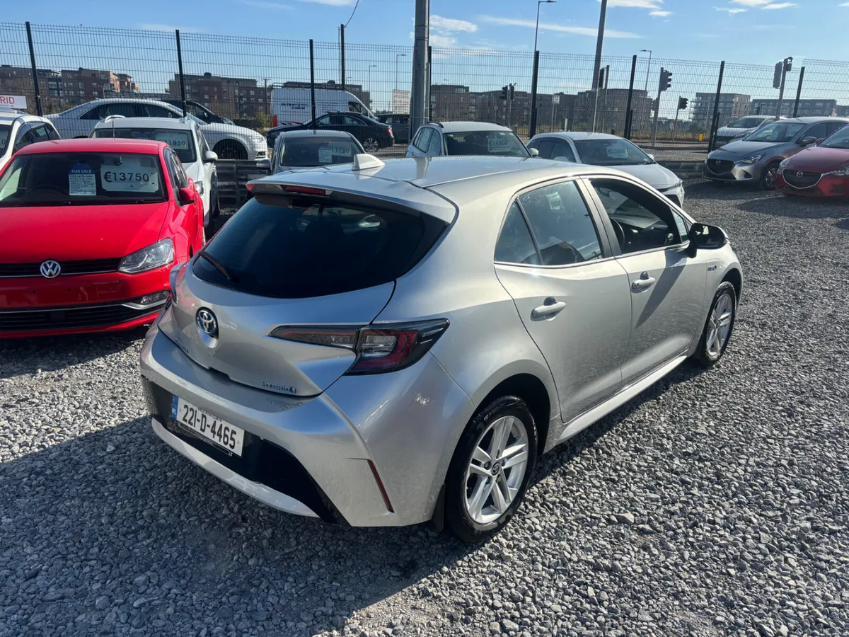 Toyota Corolla - Image 4