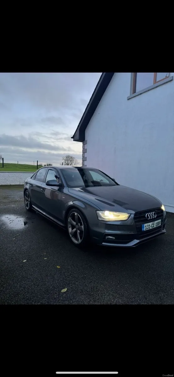 Audi a4 S-line AUTO - Image 1