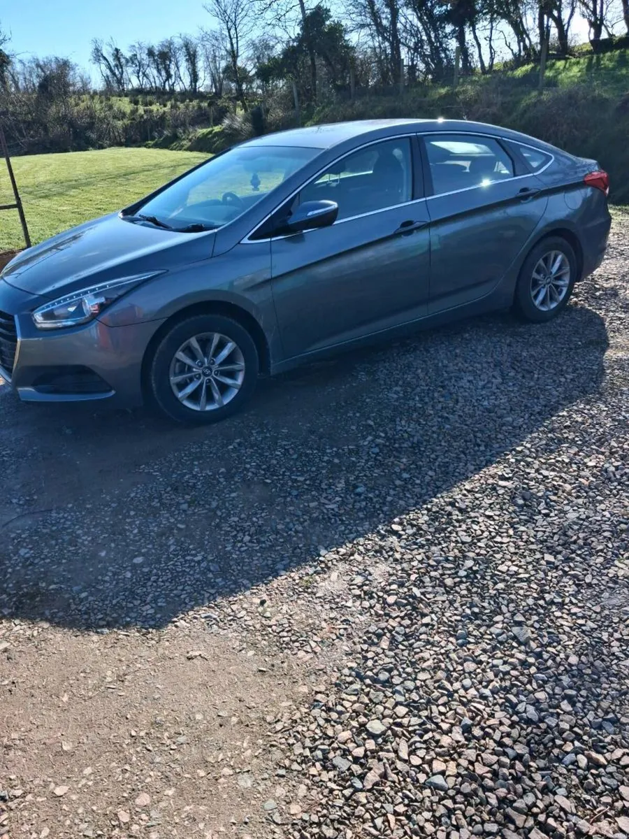 Hyundai i40 1.7 - Image 2