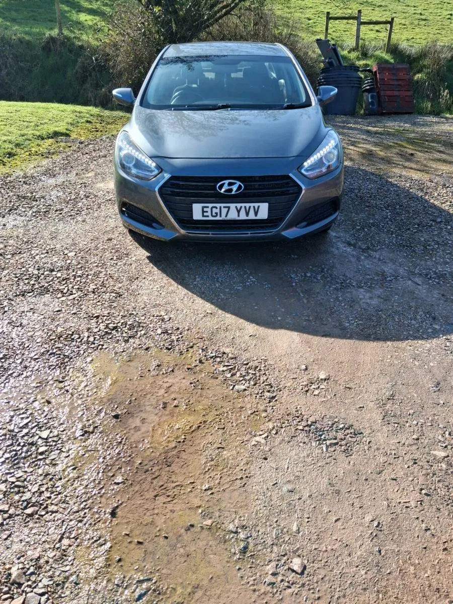 Hyundai i40 1.7 - Image 1