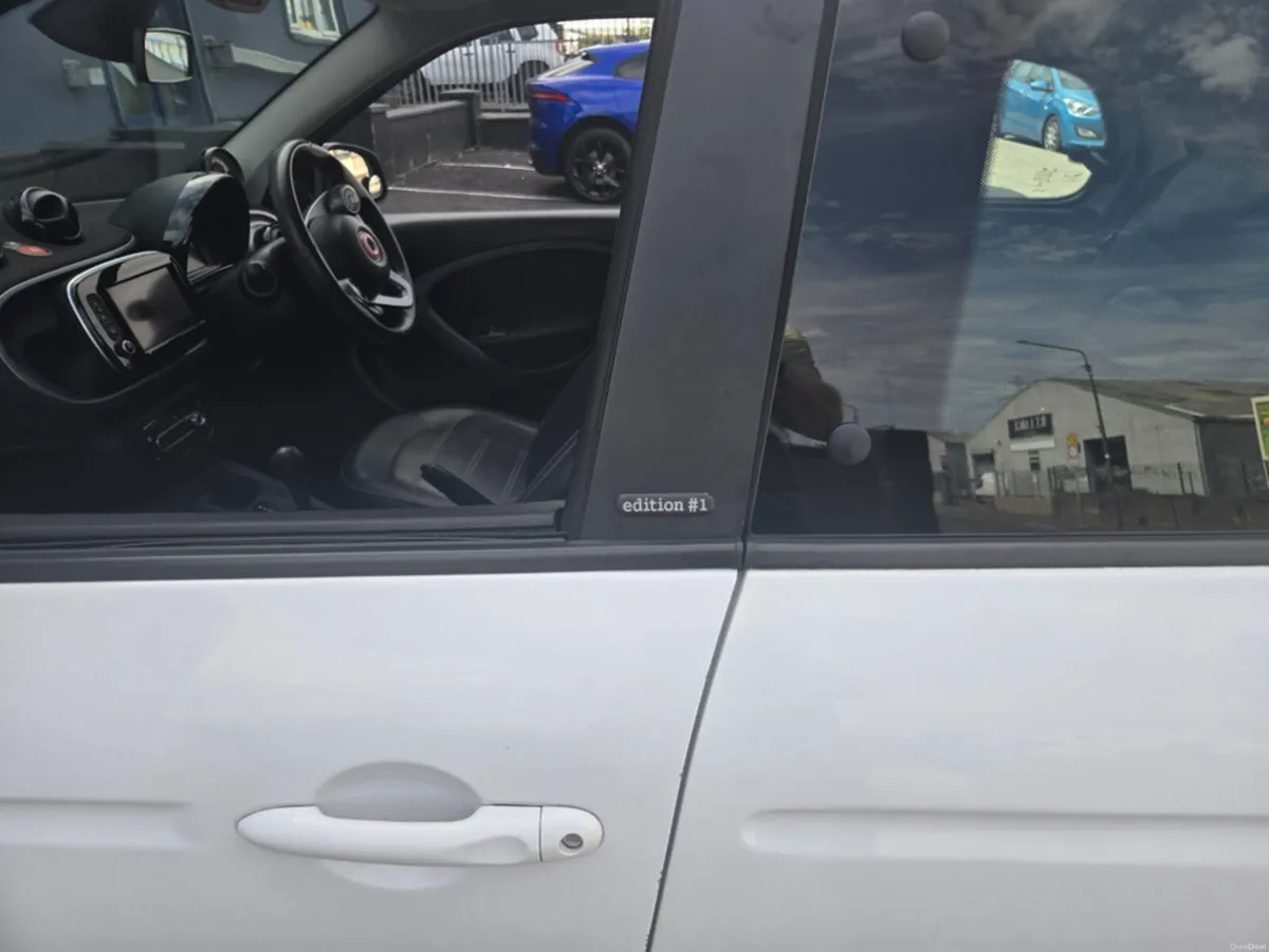 Smart Forfour 1.0 PRIME PREMIUM 5DR 0.9 CAR LOW MI - Image 6