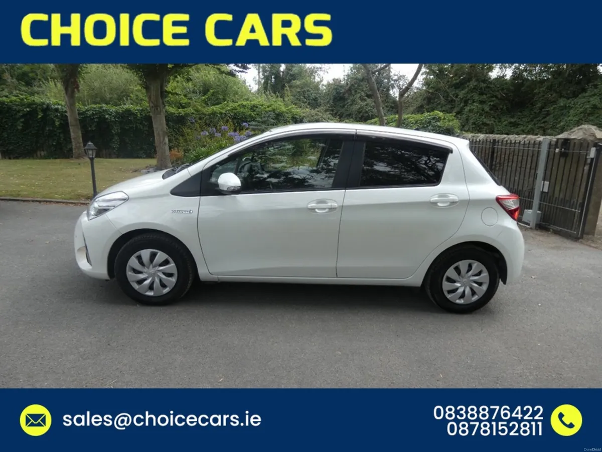 Toyota Yaris 1.5 AUTO HYBRID [VITZ] - Image 3