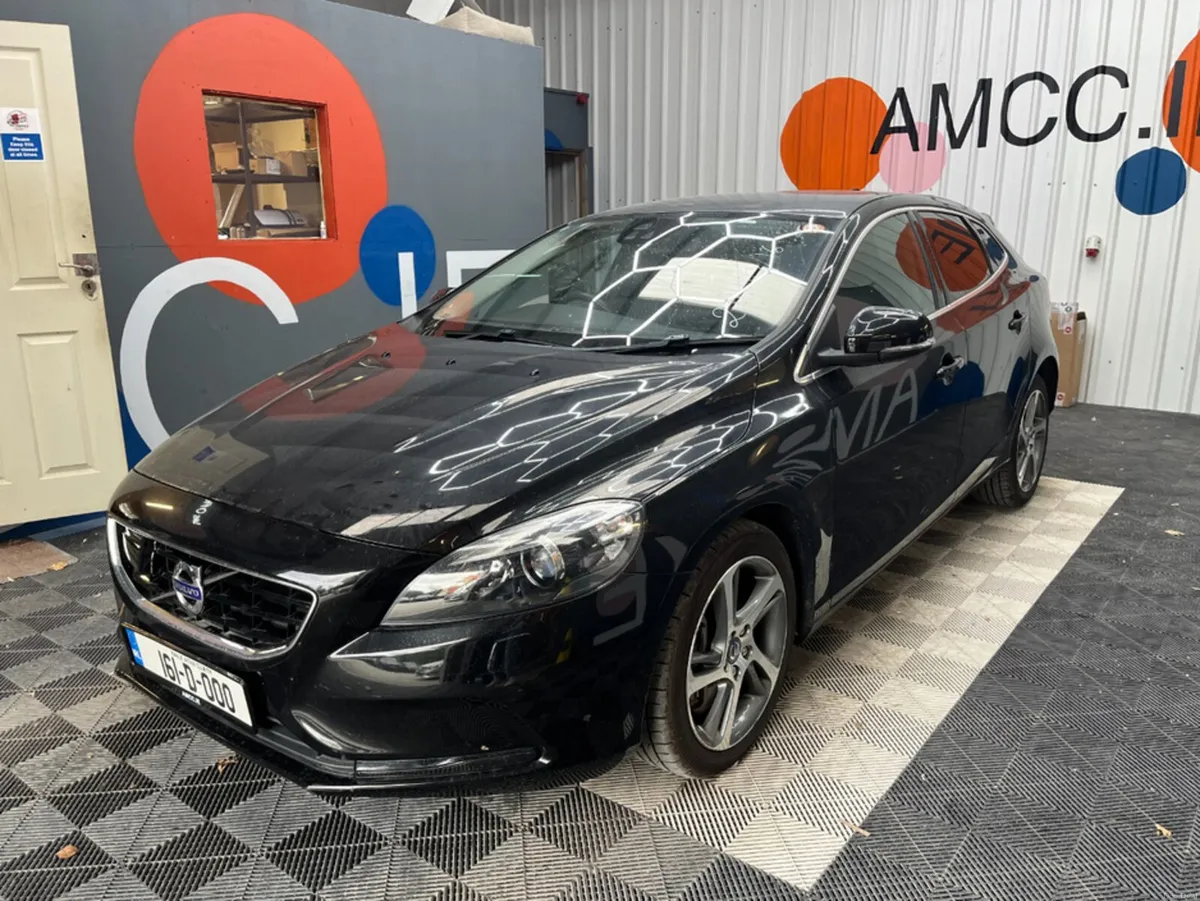Volvo V40 2016 VOLVO V40 D4 AUTOMATIC / CRUISE CON - Image 6