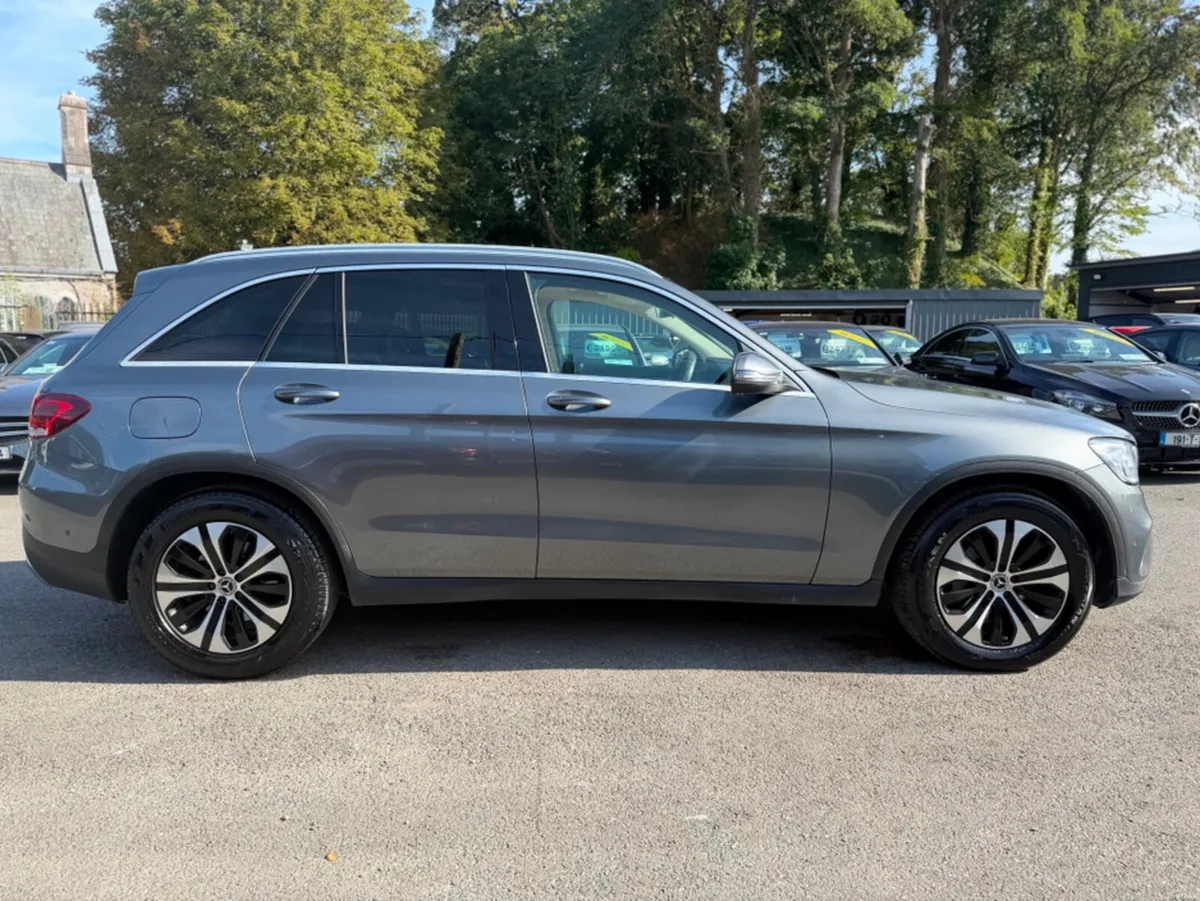 Mercedes-Benz GLC 200 D 4MATIC 5DR AUTO - Image 4