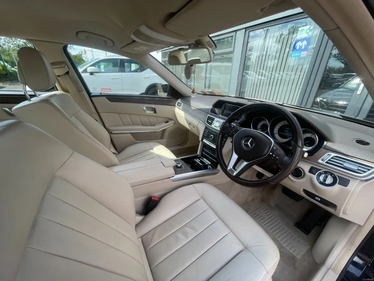 Mercedes-Benz E-Class 200 BLUETEC AVANTGARDE AUTO - Image 6