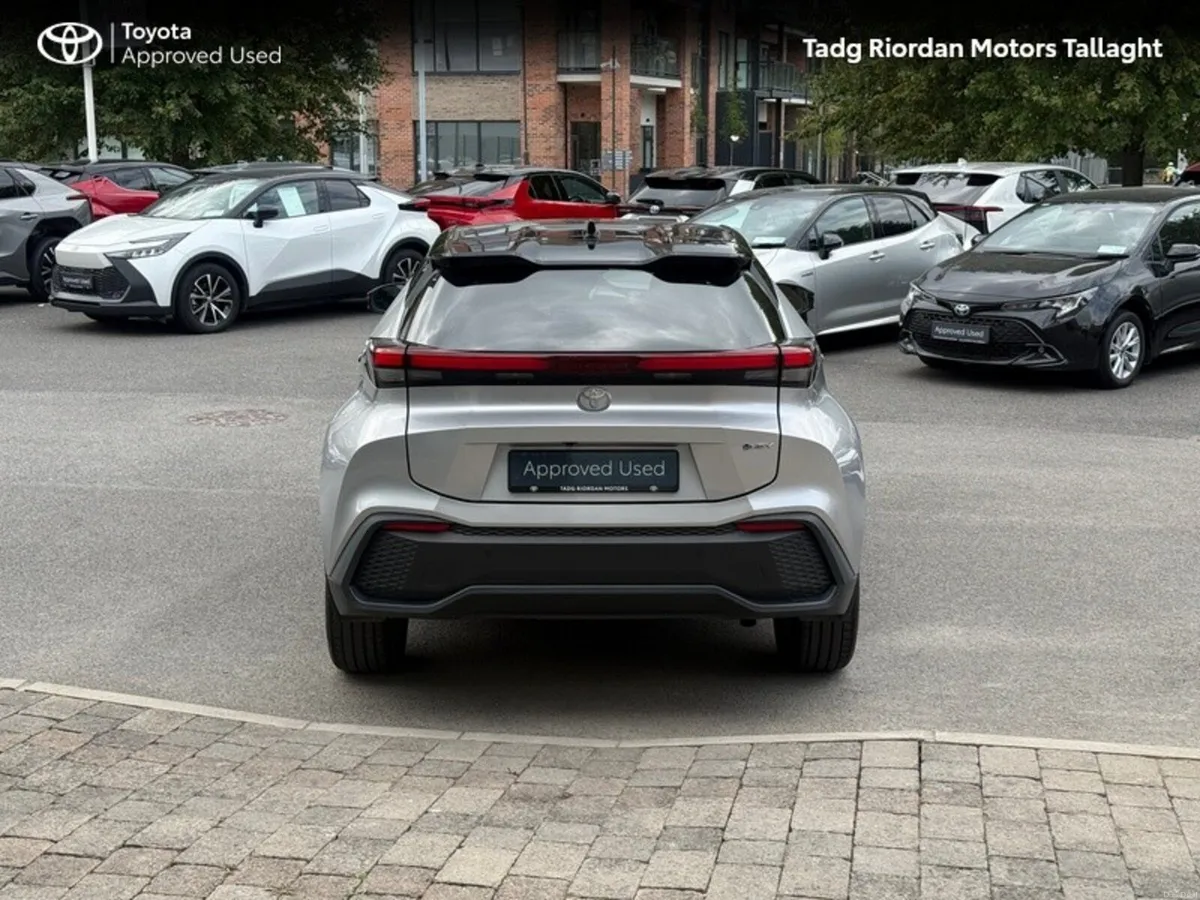 Toyota C-HR HYBRID SPORT+ - Image 4
