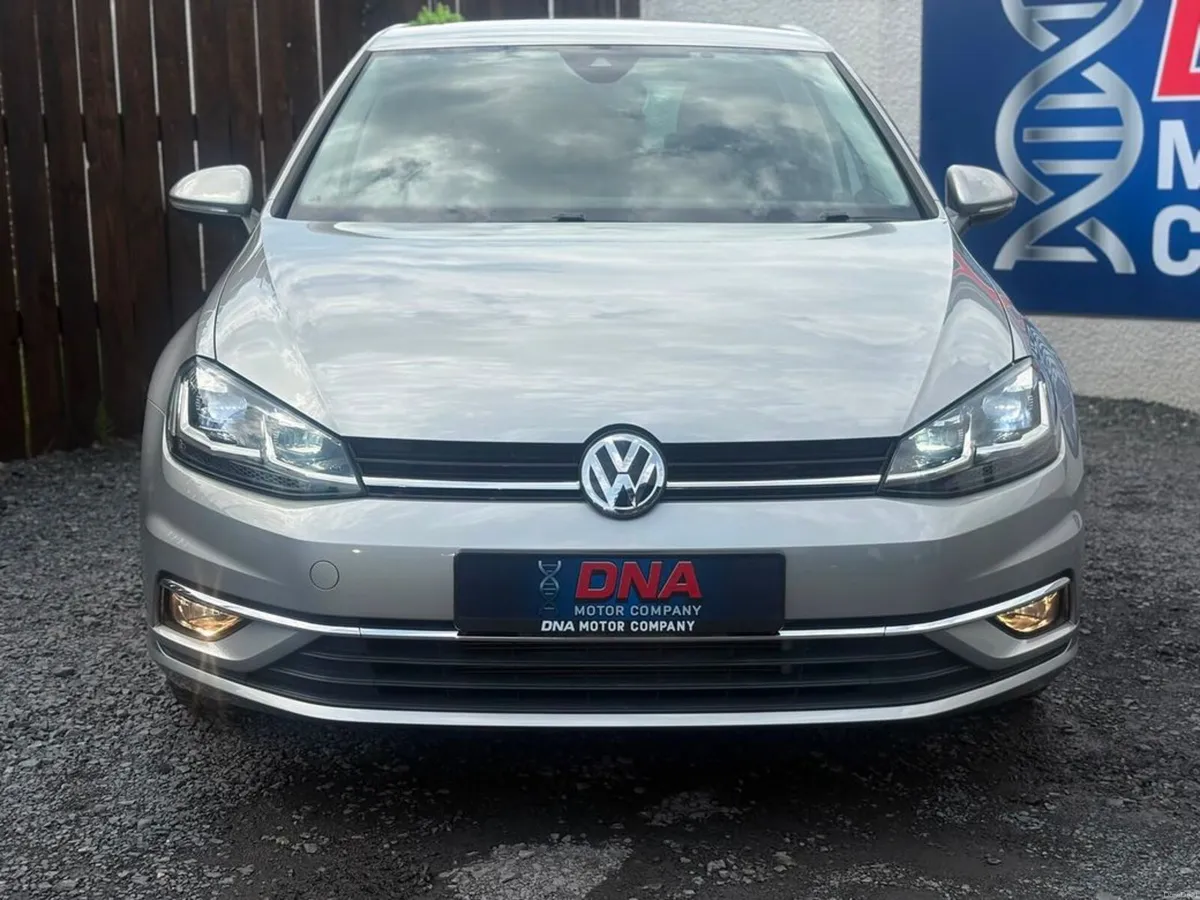 Volkswagen Golf AUTO - HIGHLINE - 31KMS! - Image 2