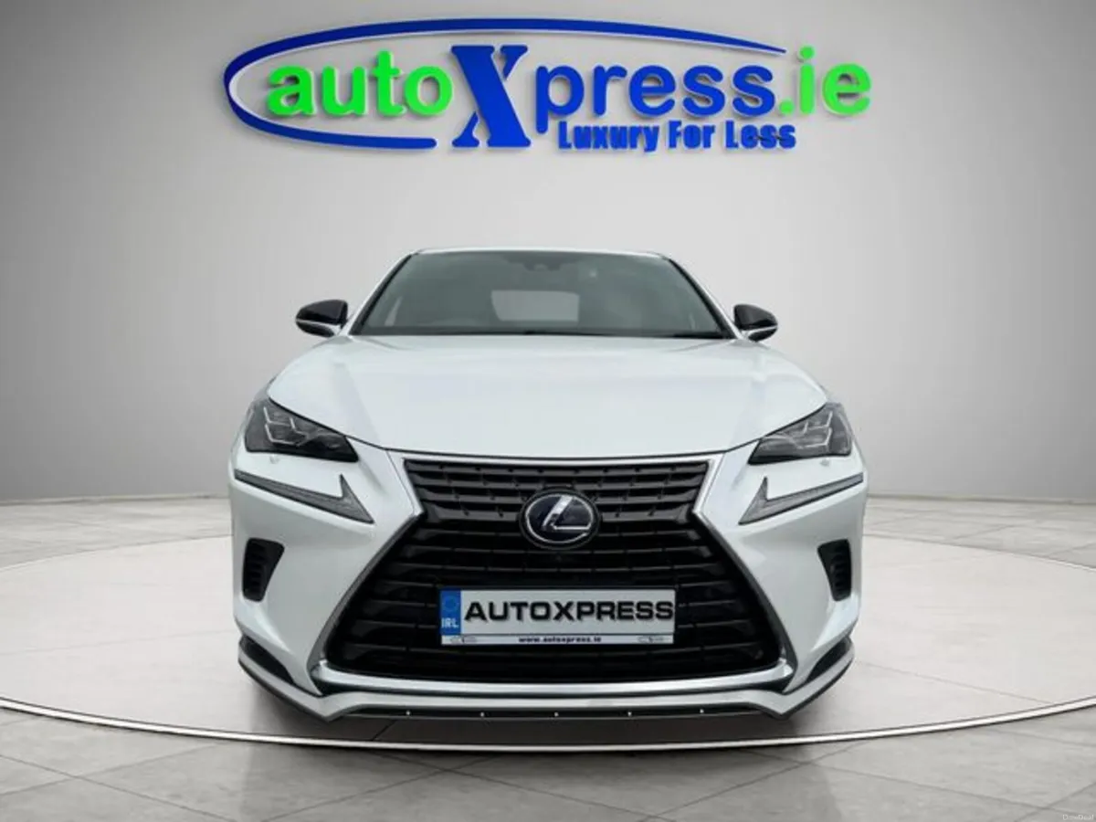 Lexus NX 2.5 Hybrid, Spice & Chic Edition - Image 3