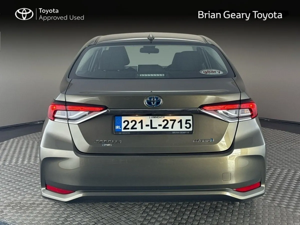 Toyota Corolla HYBRID LUNA - Image 4