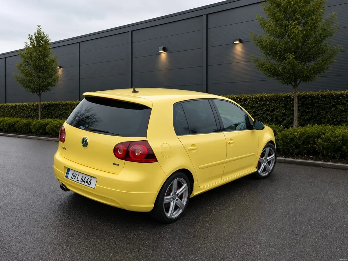 2009 VW Golf GTI Pirelli Edition only 66k kms! - Image 2