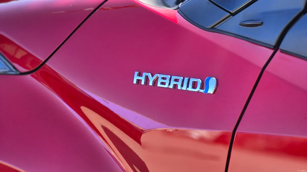 Toyota C-HR GR Sport 1.8 Hybrid Automatic 2021 - Image 5