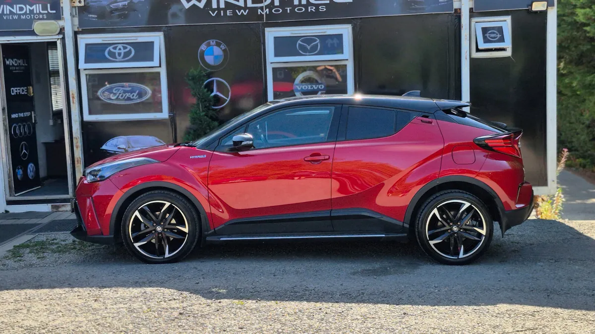 Toyota C-HR GR Sport 1.8 Hybrid Automatic 2021 - Image 6