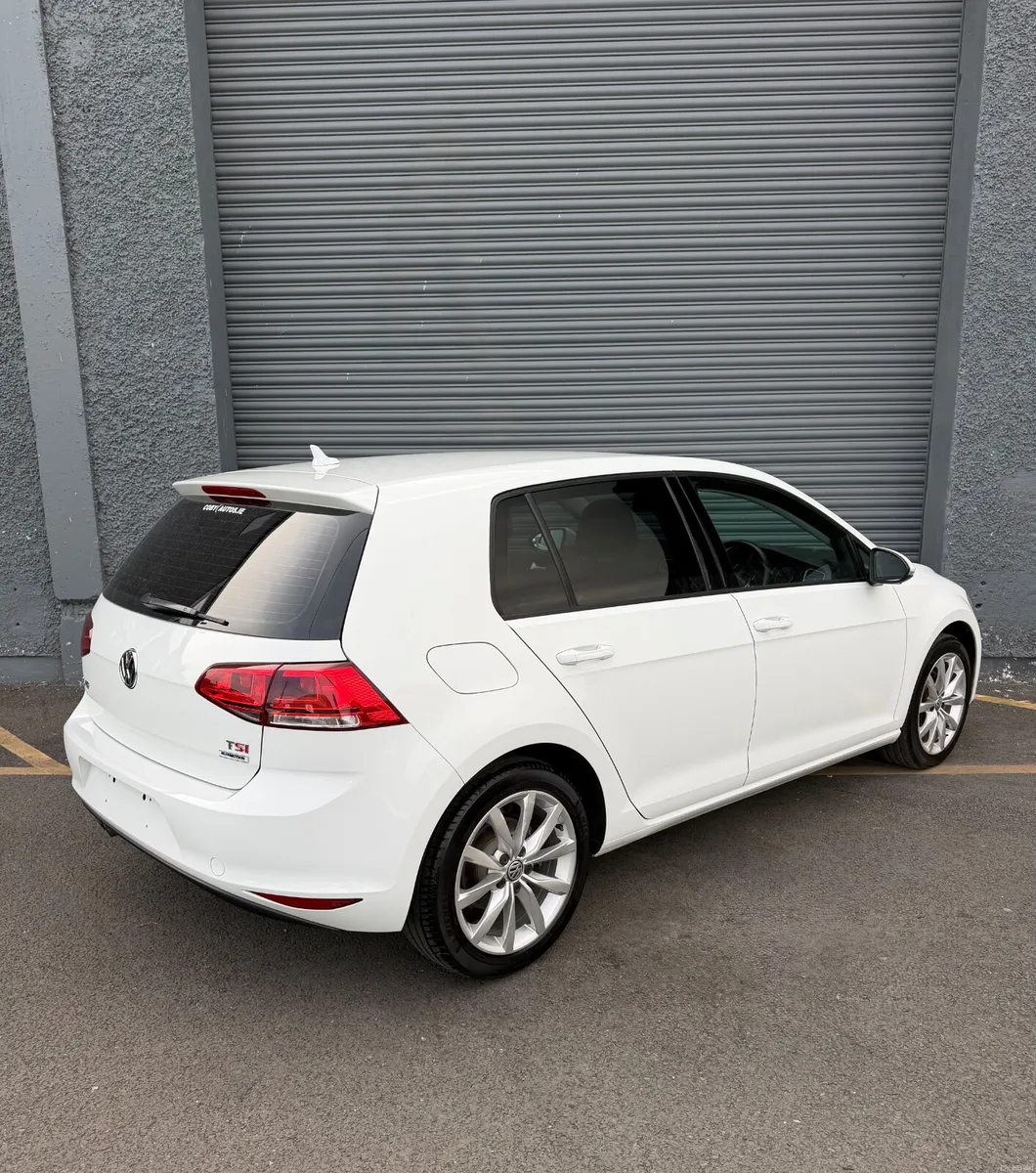Volkswagen Golf 2015 DSG HIGHLINE - Image 2