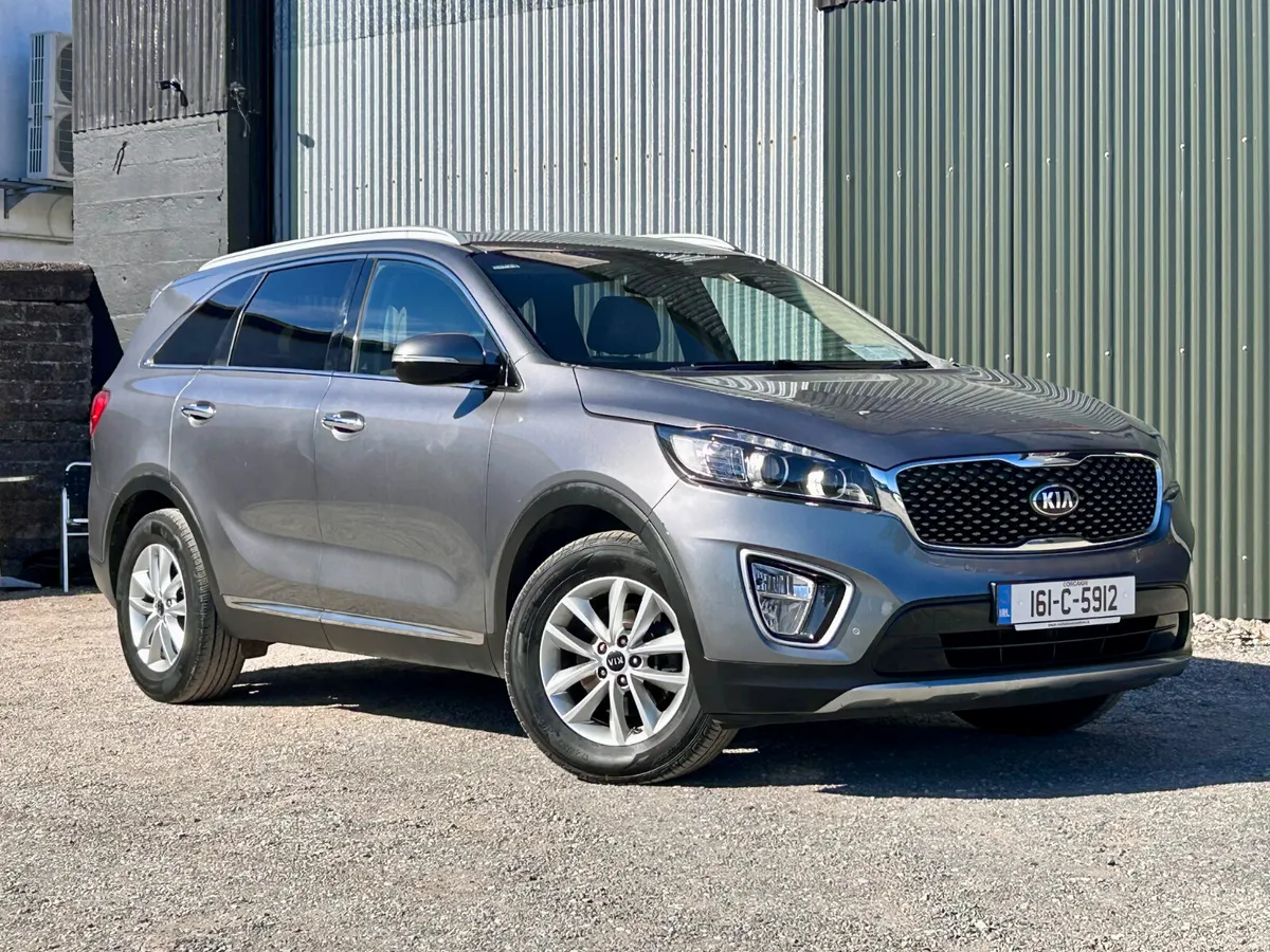 Kia Sorento 2016 Platinum 7 seater - Image 2