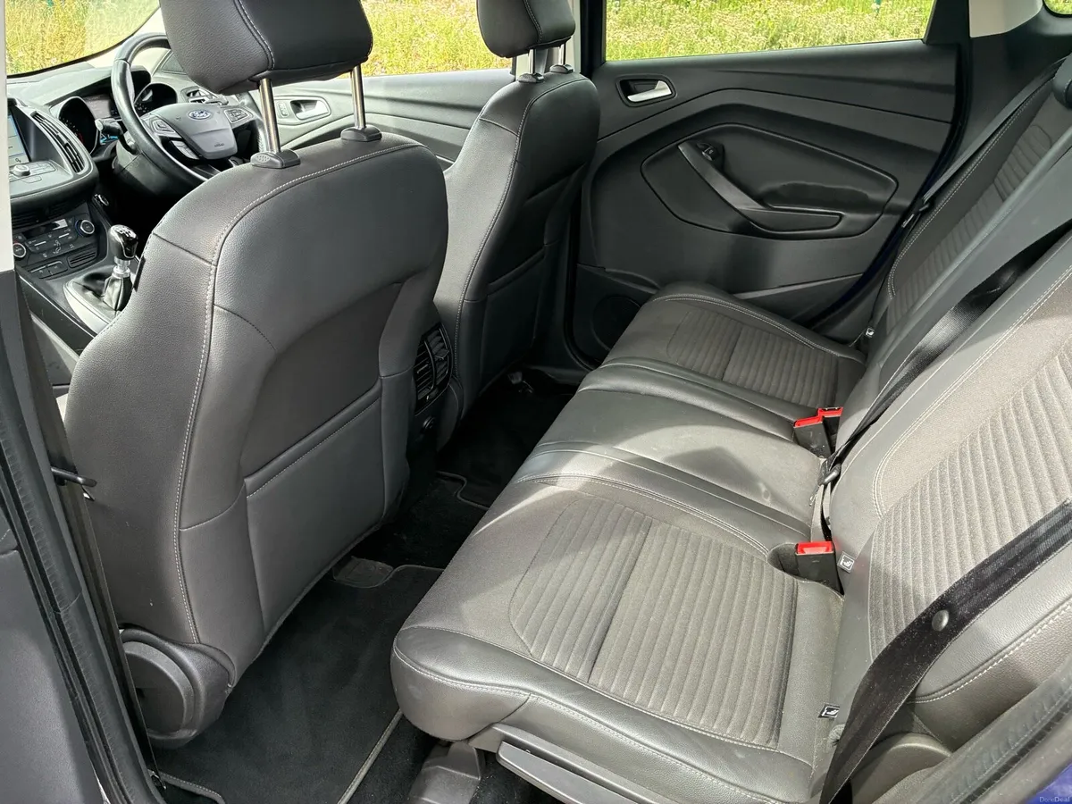 Ford Kuga 2018 Titanium - Image 6