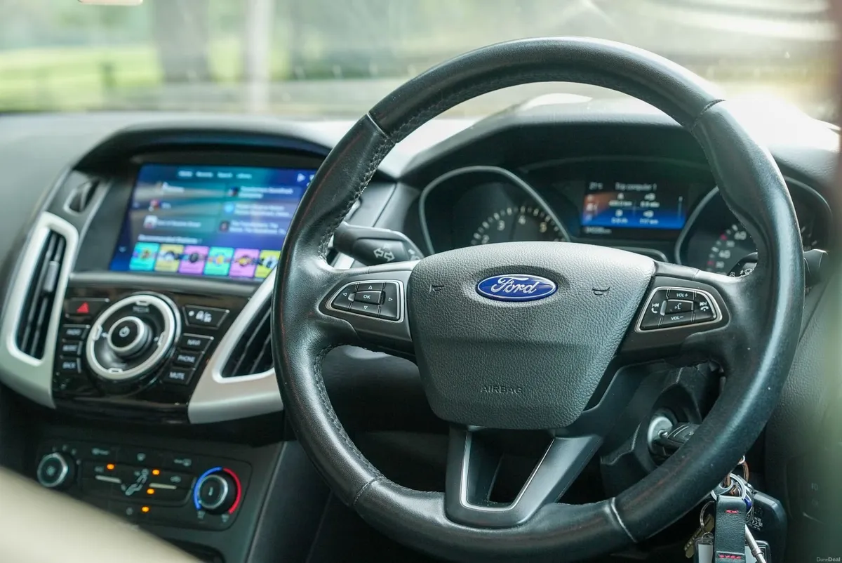 2017 Ford Focus 1.0 EcoBoost petrol - Image 5
