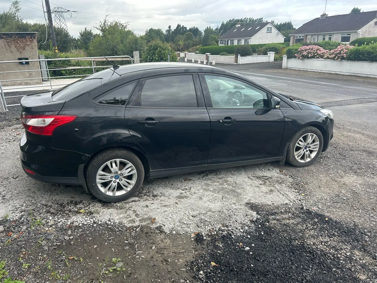 2012 Ford Focus  NEW NCT 01.27 - Image 2