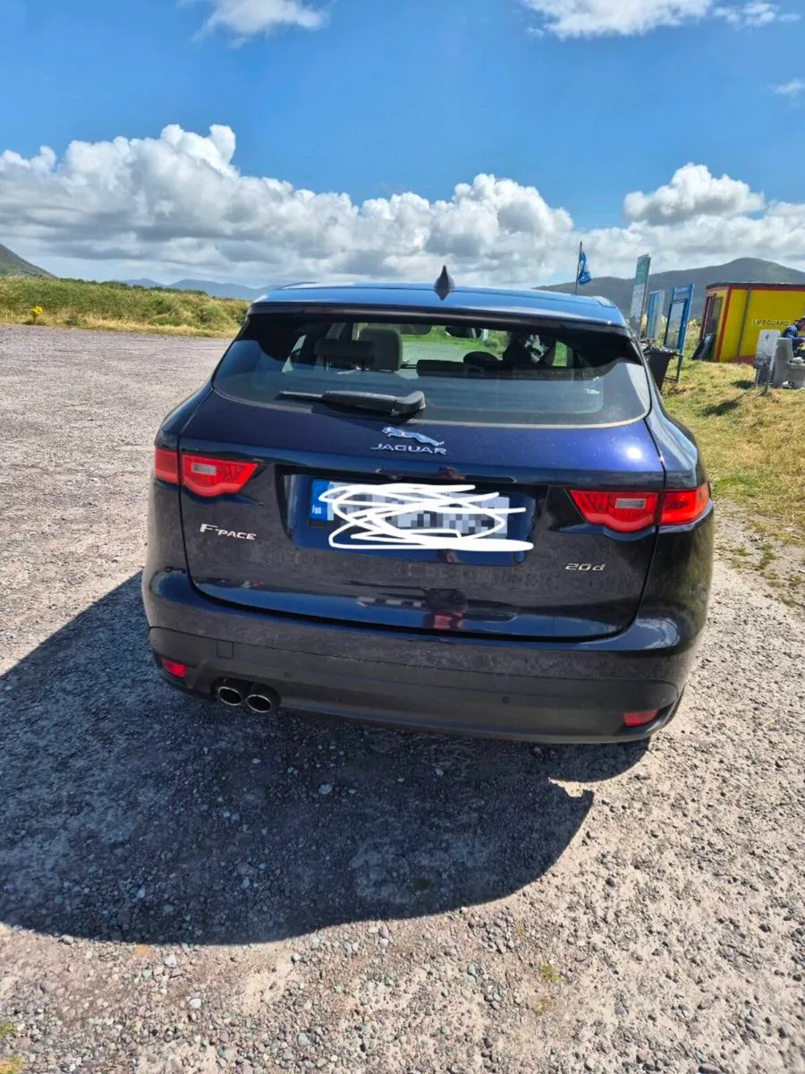 SUV - Image 2