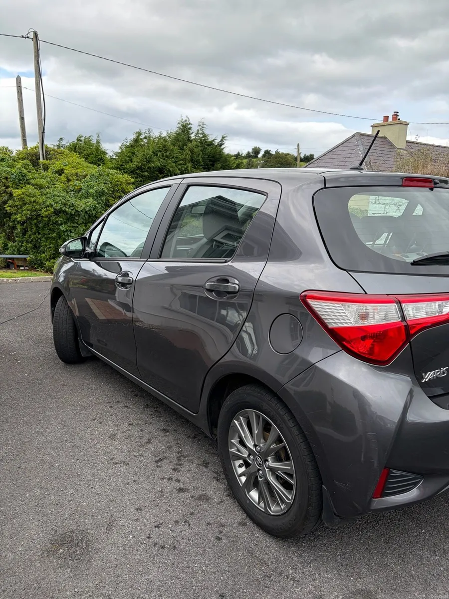 Toyota Yaris - Image 4