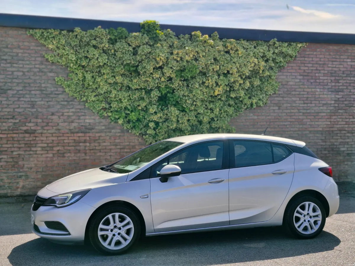 Opel Astra 1.6 CDTI - Image 5