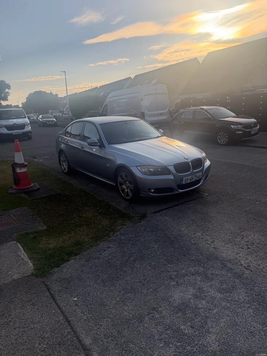 318D - Image 1
