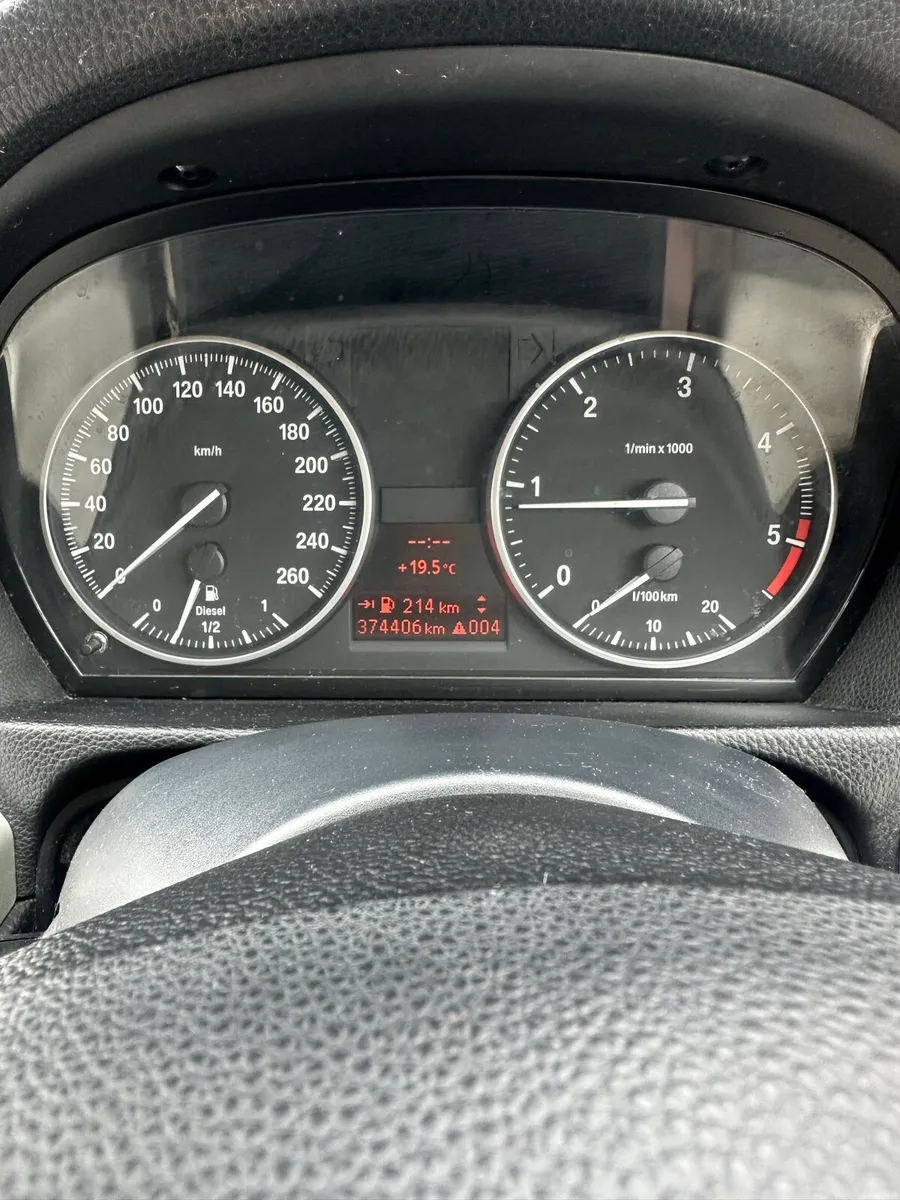 BMW 3 Series - Image 5