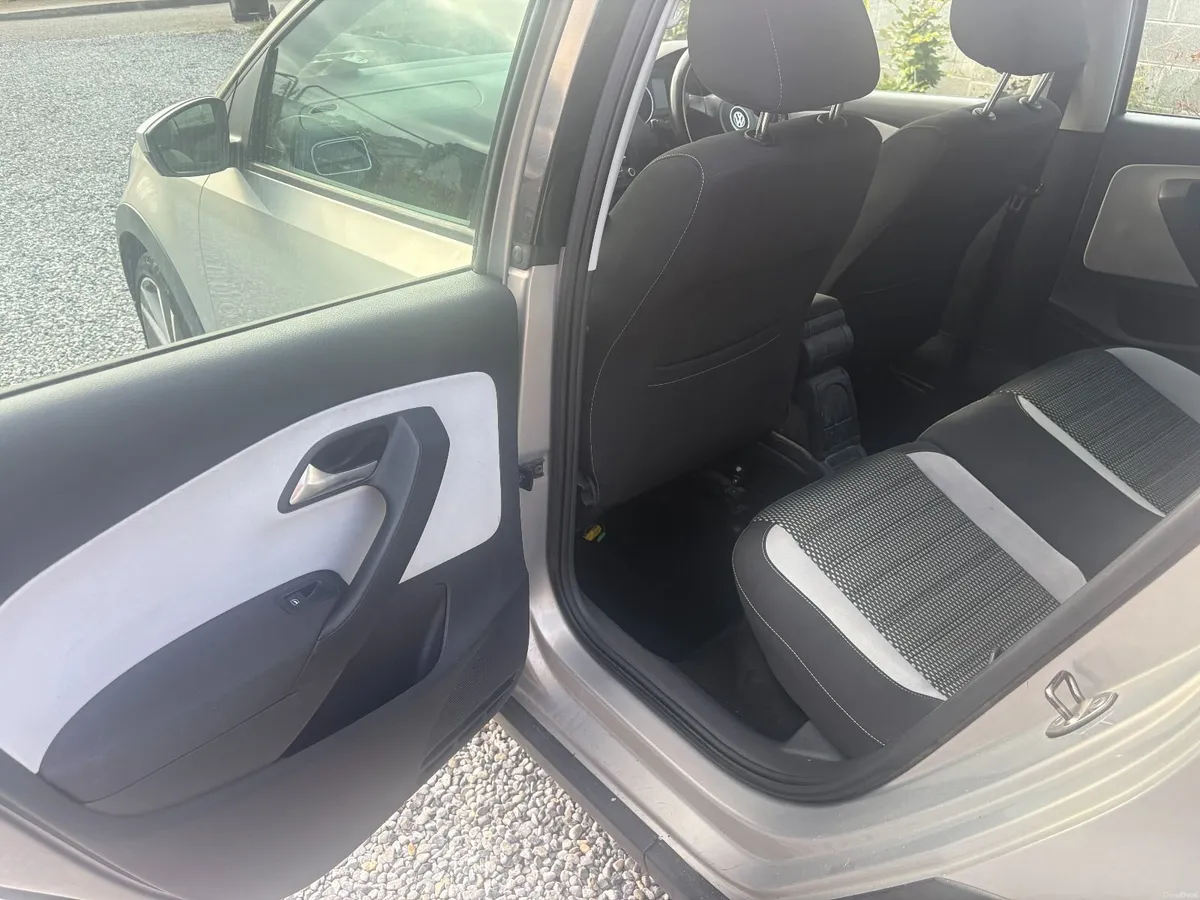 Volkswagen Polo 2012 - Image 4