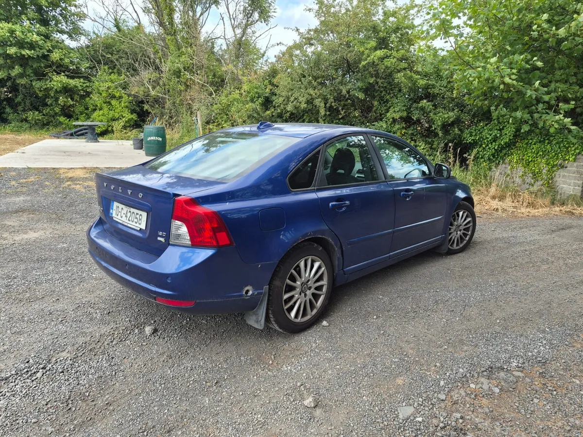 2010 volvo s40 diesel - Image 4