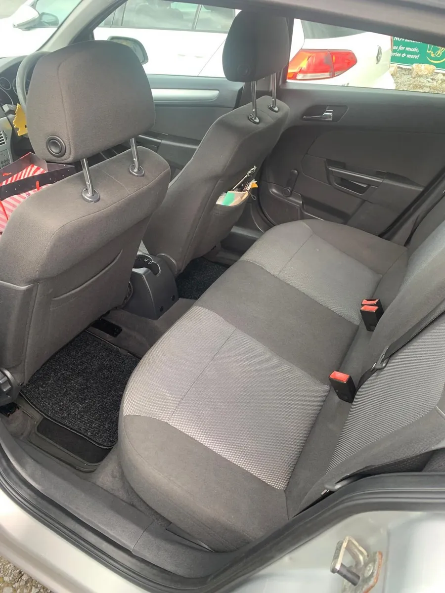 2009 Vauxhall Astra - Image 4