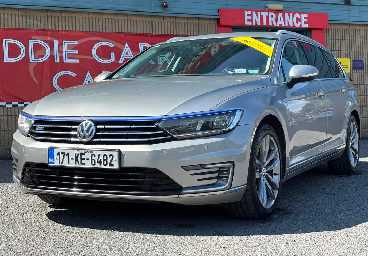 🔺Volkswagen Passat GTE 2017🔺AUTO ✅NCT & Service - Image 2