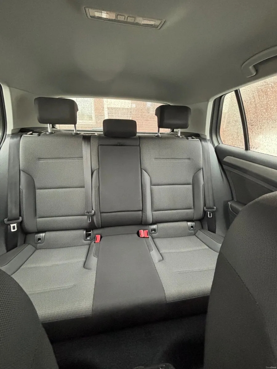 Volkswagen Golf 2015 - Image 2