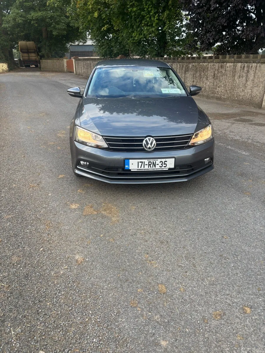 Volkswagen Jetta 2.0TDI - Image 2