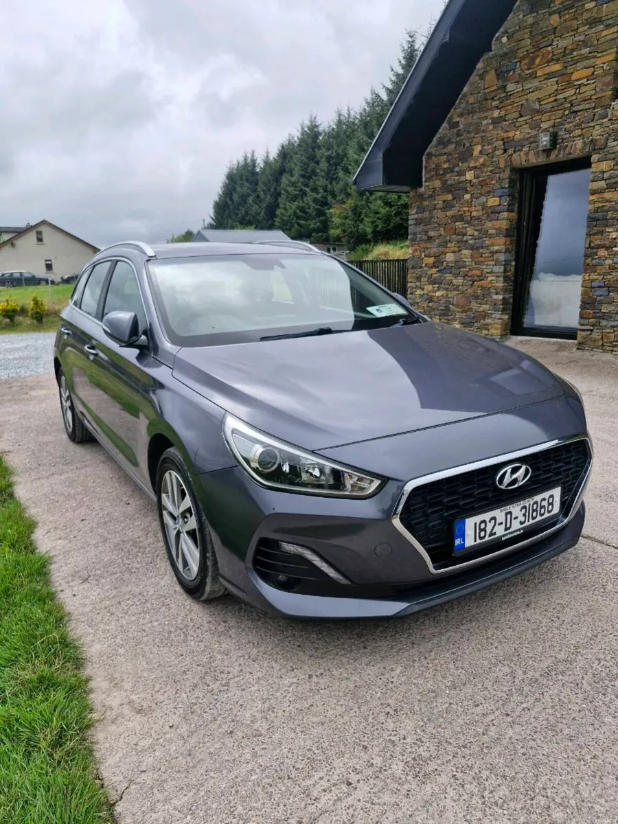 Hyundai i30 automatic - Image 1