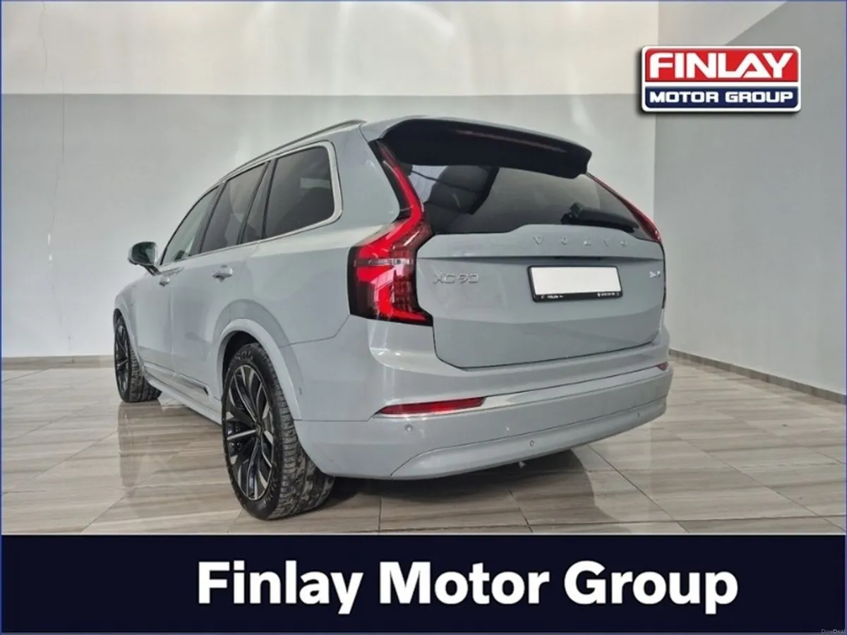 Volvo XC90 Ultra Bright T8 , Pan Roof , Air Suspen - Image 3