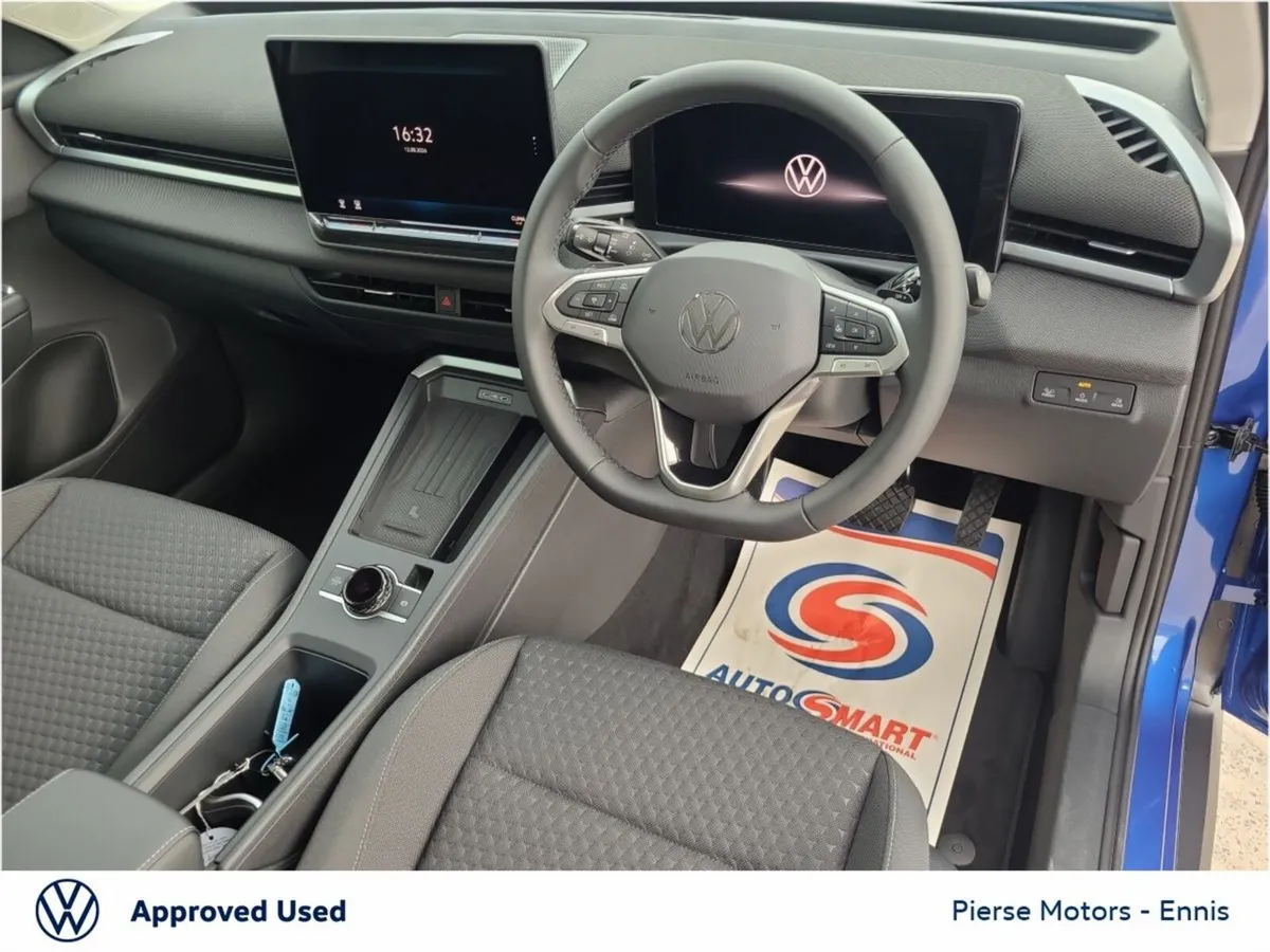 Volkswagen T-Roc LIFE 1.5TSI 116HP MHEV - Image 2