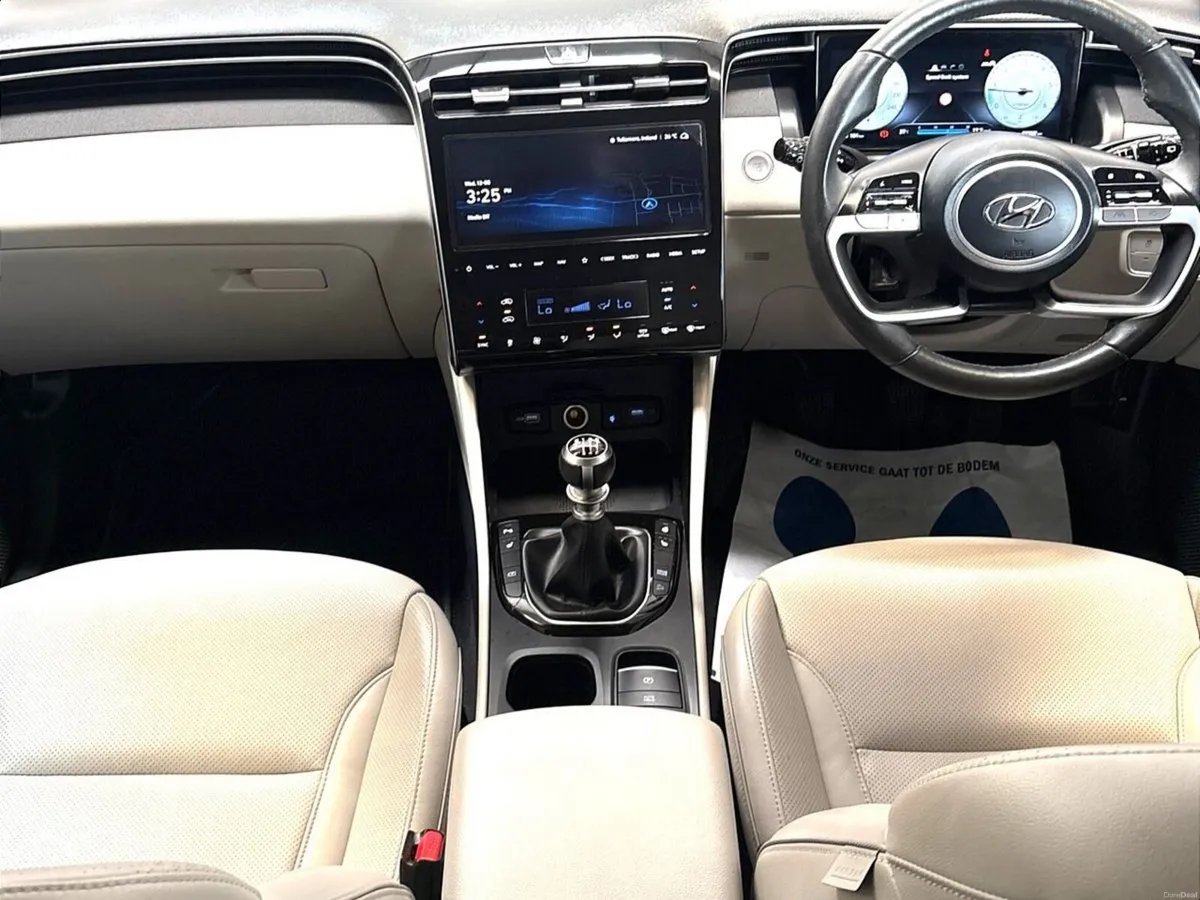 Hyundai Tucson 2WD Executive Plus - Image 2