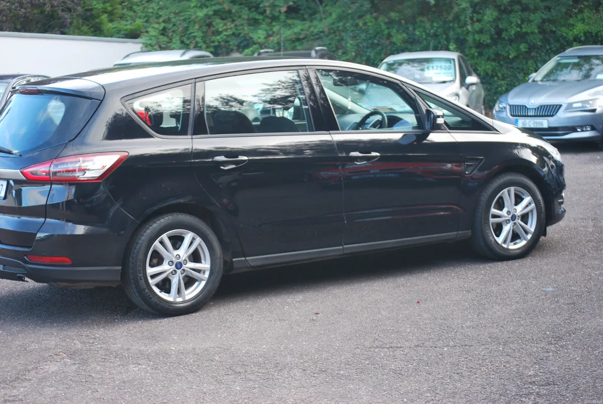 Ford S-Max 2017 Zetec 2.0 TDCI 7 Seater - Image 4