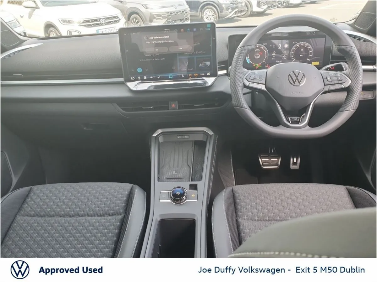 Volkswagen T-Roc R-LINE 1.5TSI 150HP MHEV - Image 2
